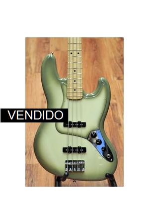 Fender Standard Jazz Bass Antigua Fender Standard Jazz Bass Antigua